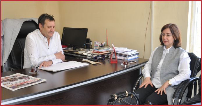 AK KADINLARDAN ZİYARET