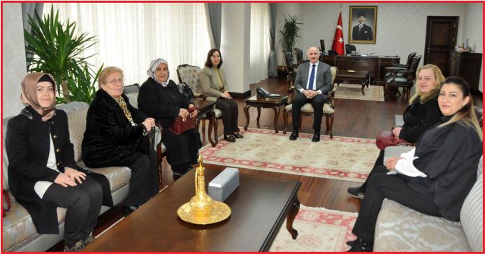 AK PARTİ KADIN KOLLARINDAN VALİ MERAL’E ZİYARET