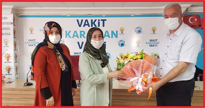 AK PARTİ KADIN KOLLARINDA BAYRAK DEĞİŞİMİ