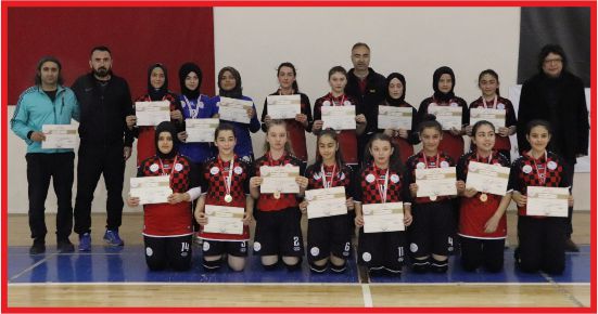 ANALİG HENTBOL’DA YARI FİNALE ÇIKAN TAKIMLAR BELLİ OLDU