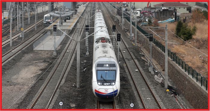 ANKARA&#039;DA YHT KAZASININ MEYDANA GELDİĞİ HAT KULLANIMA AÇILDI