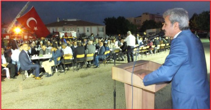 AYRANCI’DA 2 BİN KİŞİ YAĞMUR ALTINDA İFTAR YAPTI