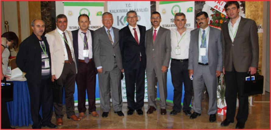 TARLA BİTKİLERİ  MASAYA YATIRILDI