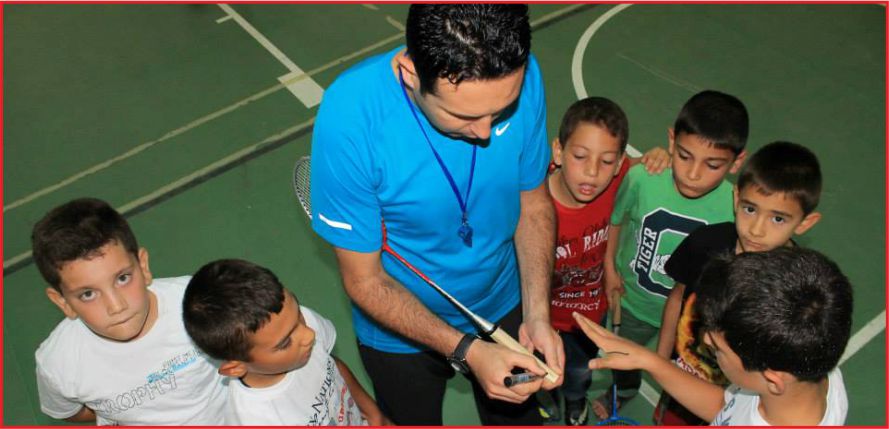 BADMİNTONLA SAĞLIKLI BİR NESİL YETİŞİYOR