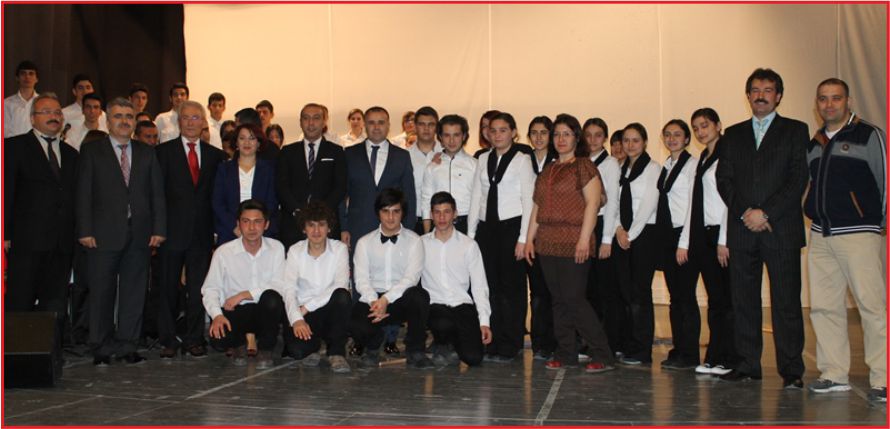 İSTİKLAL MARŞI’NIN KABULÜ COŞKUYLA KUTLANDI