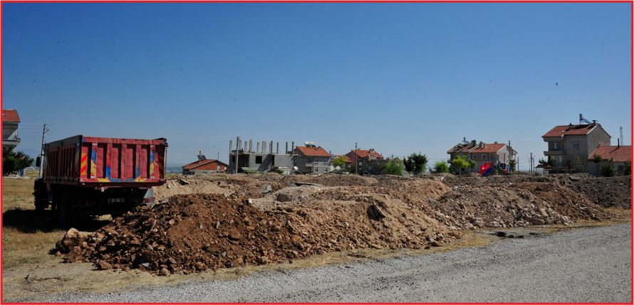 ÜNİVERSİTE MAHALLESİ'NE SEMT SPOR SAHASI