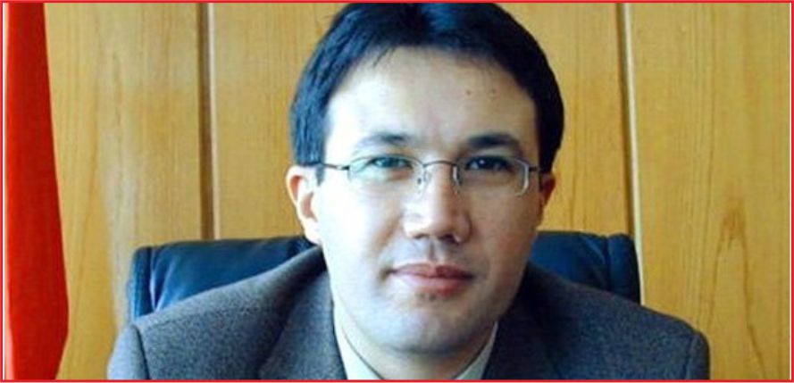 AKDEMİR TÜRKİYE’NİN EN GENÇ VALİSİ OLDU!