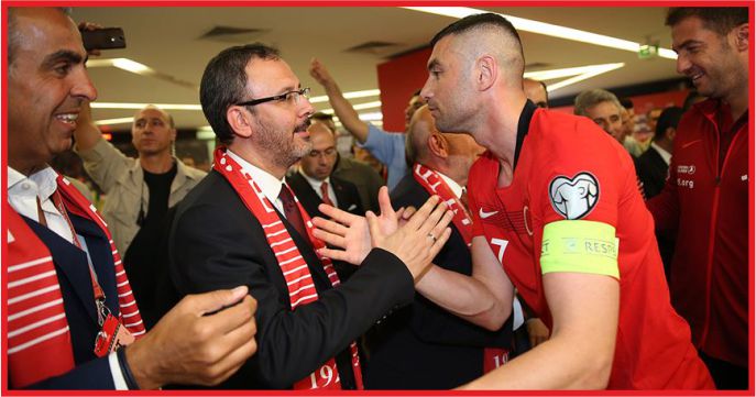 BAKAN KASAPOĞLU MİLLİ TAKIMA DESTEK İÇİN İZLANDA’YA GİDECEK