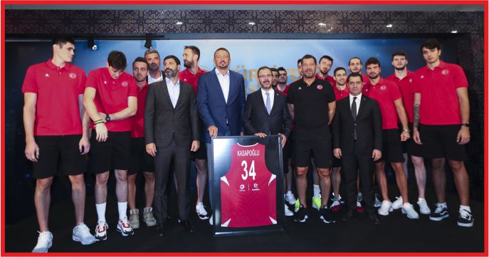 BAKAN KASAPOĞLU’NDAN 12 DEV ADAM’A DESTEK