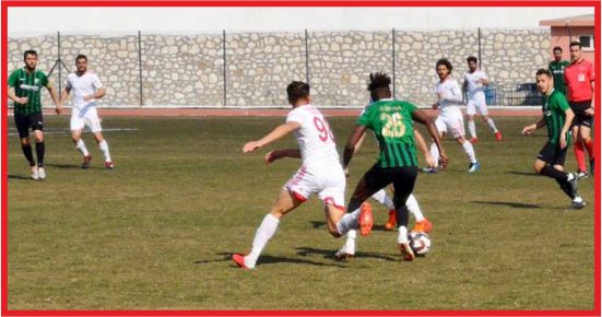 BAL’DA ÜÇ TAKIM ZİRVE YARIŞINDA !