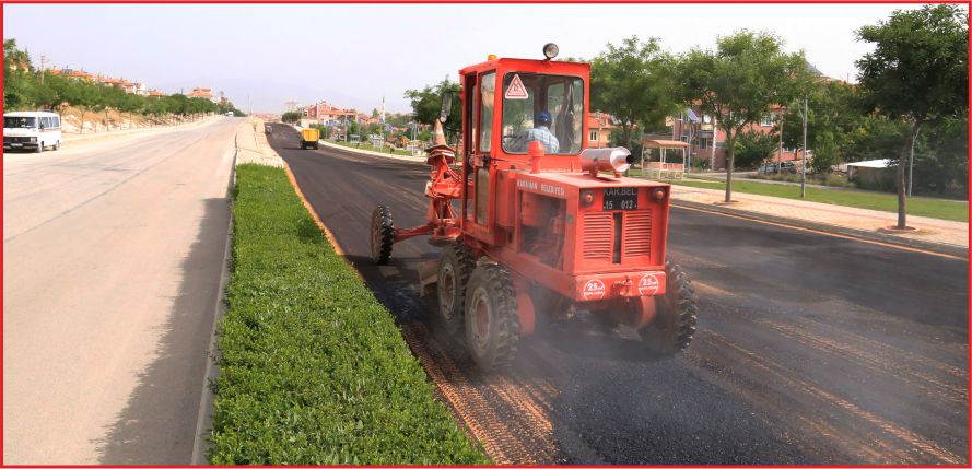 DUVARLI YOL YENİLENİYOR