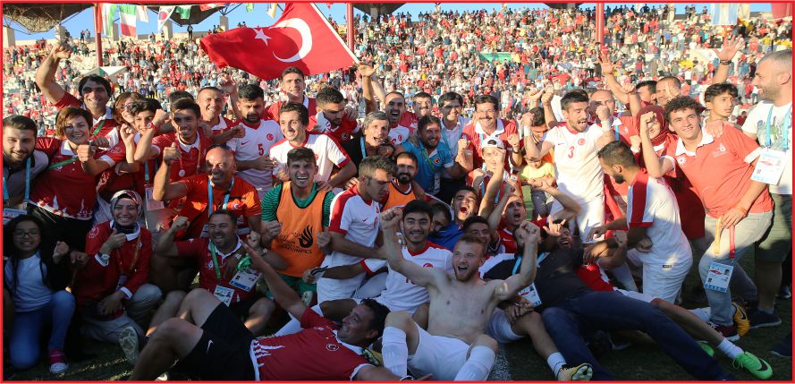 İŞİTME ENGELLİ MİLLİLER, OLİMPİYAT ŞAMPİYONU OLDU