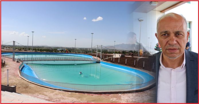 BOĞULMA TEHLİKESİ GEÇİREN GENCİ BAŞKAN KURTARDI