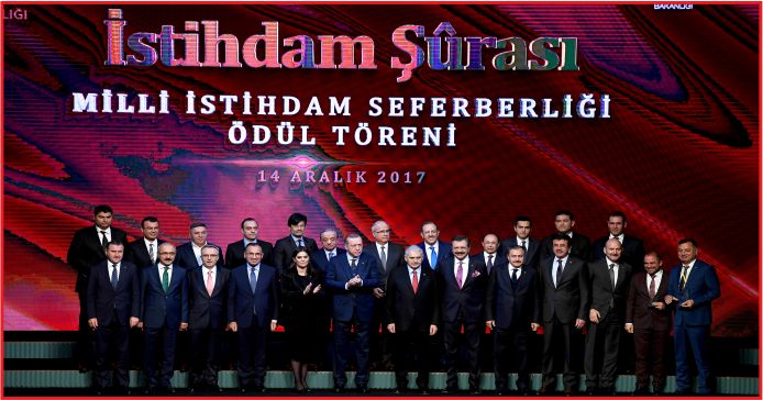 BORSA BEŞTEPE’DE ÖDÜL TÖRENİNE KATILDI