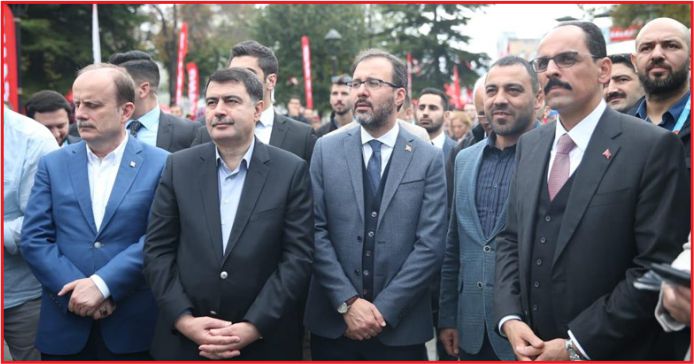 “BU TARİHİ ATMOSFERDE İZLEMEK ÇOK KEYİFLİYDİ”