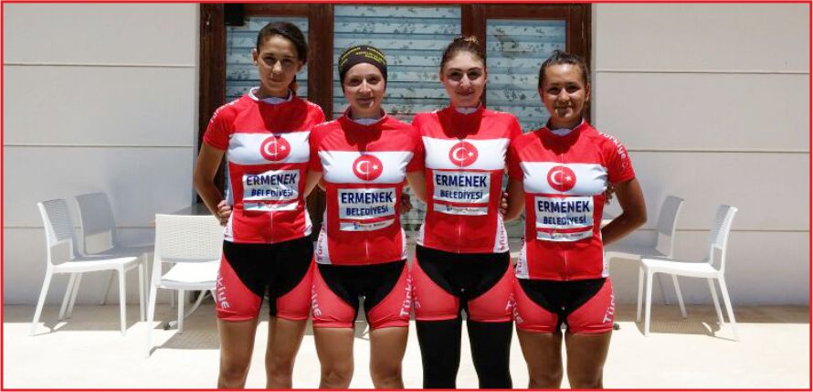 BAYAN BİSİKLETÇİLER ERMENEK’TE KAMPA GİRDİ