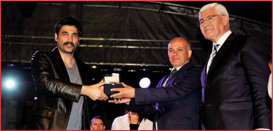 UĞUR IŞILAK’TAN MUHTEŞEM KONSER