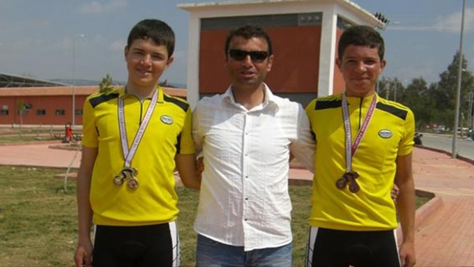 BİSİKLETTE BEŞ MİLLİ SPORCUDAN İKİSİ KARAMAN BELEDİYE SPOR’DAN