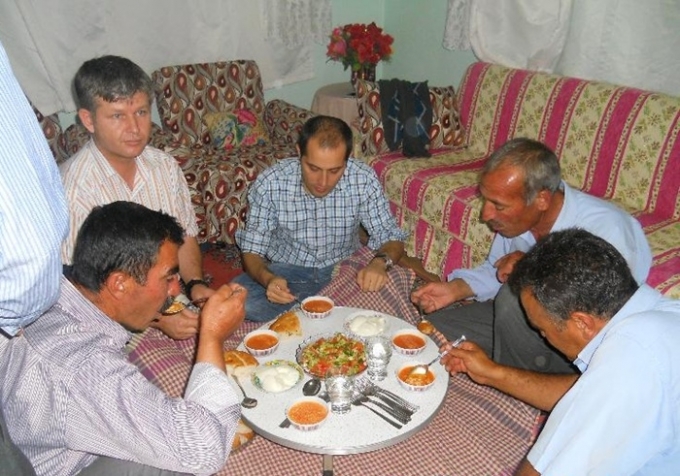 AYRANCI KAYMAKAMI ERAT  MUHTARLARLA BİRARAYA GELDİ