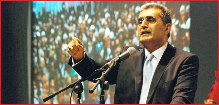 AYÇİÇEĞİ ÇİÇEK AÇTI