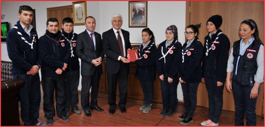 İZCİLER VALİ KOCA’YI ZİYARET ETTİLER