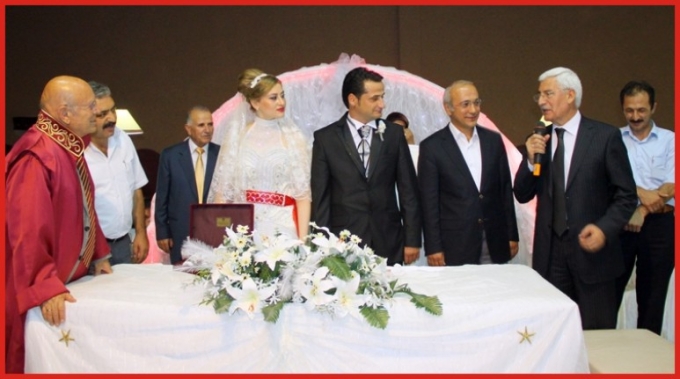 Vali  Koca , Güngörer Ailesinin Mutluluğuna Şahitlik Etti