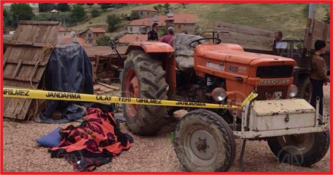 ÇAPA MOTORU İLE TRAKTÖRÜN ARASINA SIKIŞAN KİŞİ ÖLDÜ