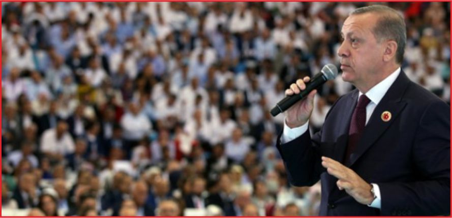 AK PARTİ’DE TEŞKİLATLARIN  YÜZDE 50’Sİ DEĞİŞİYOR