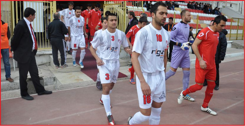 ZİRVEDEKİLER ARAYI AÇIYOR