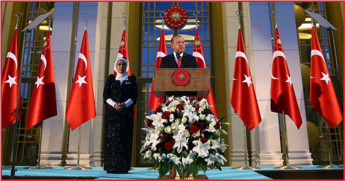 CUMHURBAŞKANIYLA GELECEK VE GİDECEK KADROLAR BELİRLENDİ