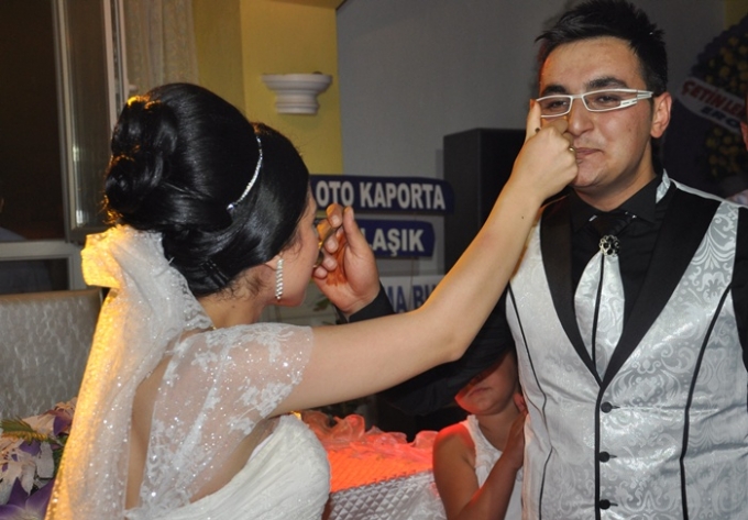 ÇETİN AİLESİNİN  MUTLU GÜNÜ