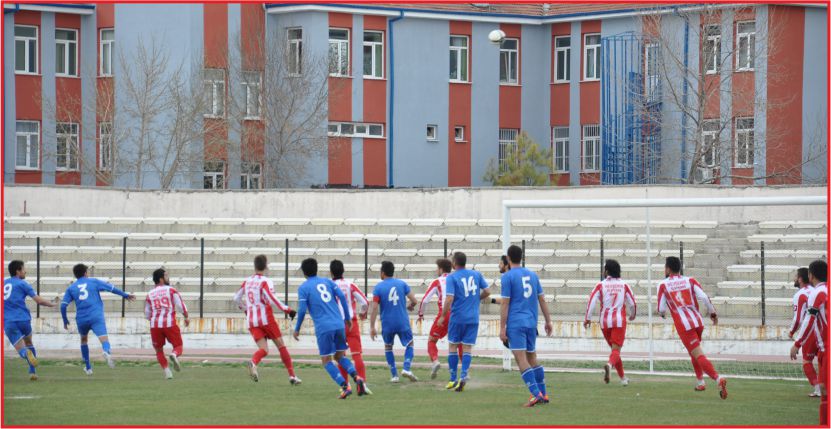 ZİRVE YARIŞI ÜÇ TAKIM ARASINDA !