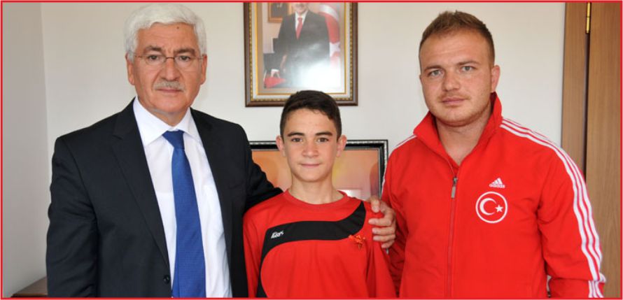 ŞAMPİYONDAN VALİ KOCA’YA ZİYARET