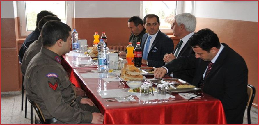 VALİ KOCA KARAVANA’YA KAŞIK SALLADI