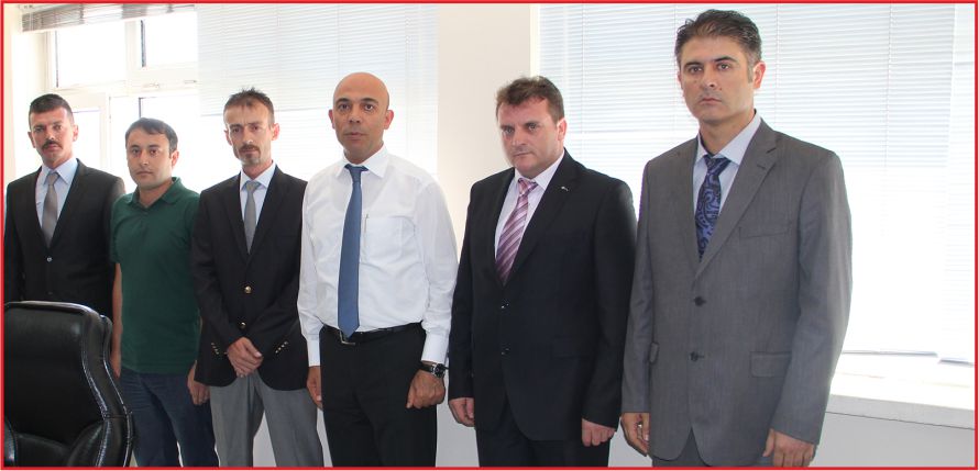 POLİSLERE BAŞARI BELGESİ