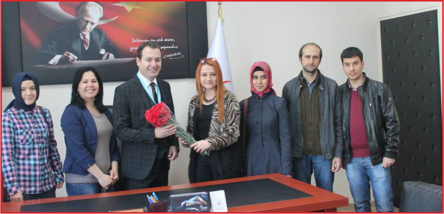 GENÇLİK MERKEZİ SAĞLIK ÇALIŞANLARINI UNUTMADI