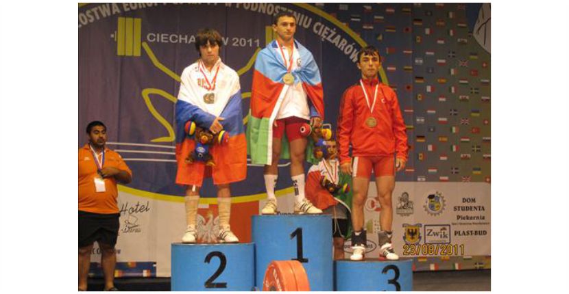 HALTER’DE ŞAHİN DÜNYA ÜÇÜNCÜSÜ