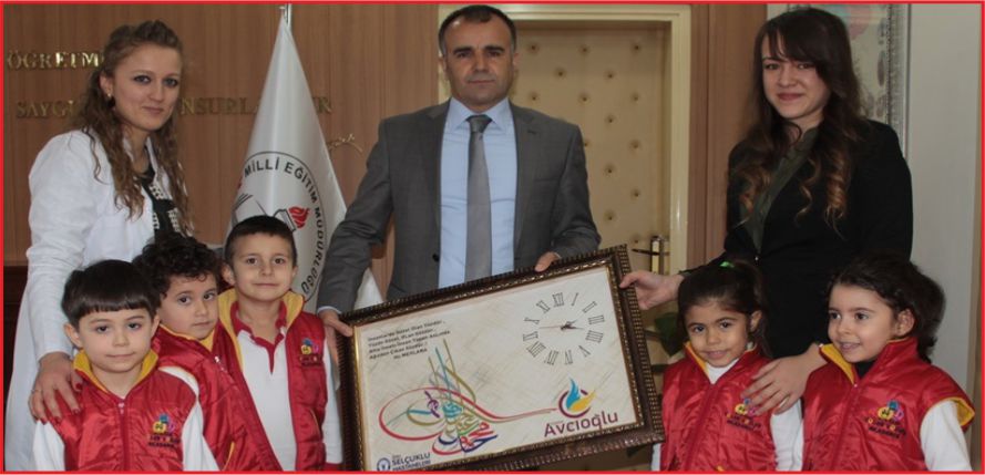 Aile ve Sosyal Politikalar Bakanı Sema Ramazanoğlu, TBMM'deki özel sohbetinde Avrupa Parlamentosu'nda 16 yaşından küçük çocuklar için Facebook, Youtube ve Twitter kullanımı yasağı getiren bir düzenlemenin sözkonusu olduğunun