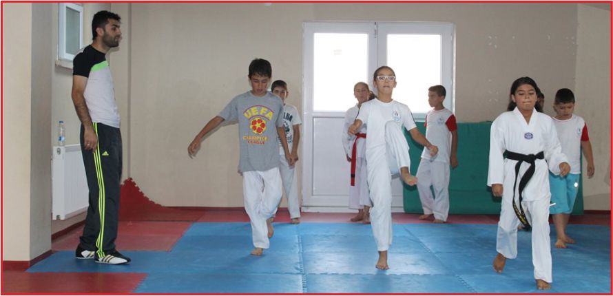 ŞAMPİYON TEKMELER KARAMAN’DA YETİŞİYOR