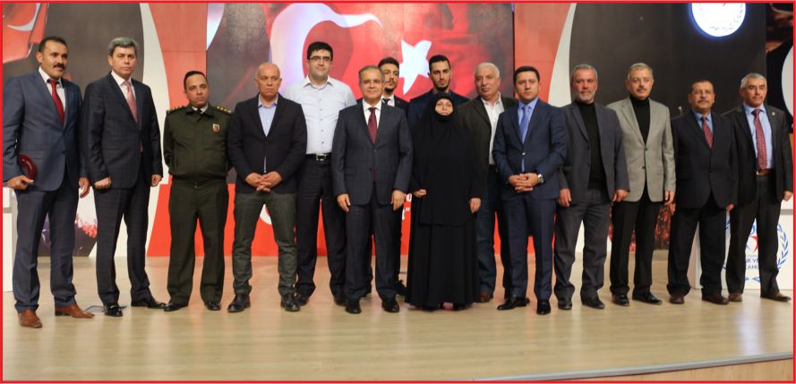 “VATANSIZ YAŞANMAZ”