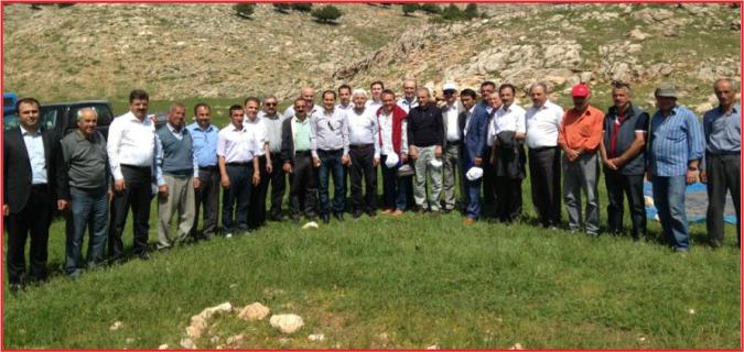 VALİ’DEN ZİRVEYE ÇIKARMA!