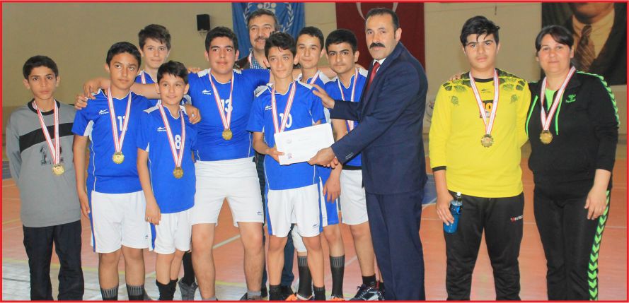 HENTBOL GRUP MÜSABAKALARI SONA ERDİ