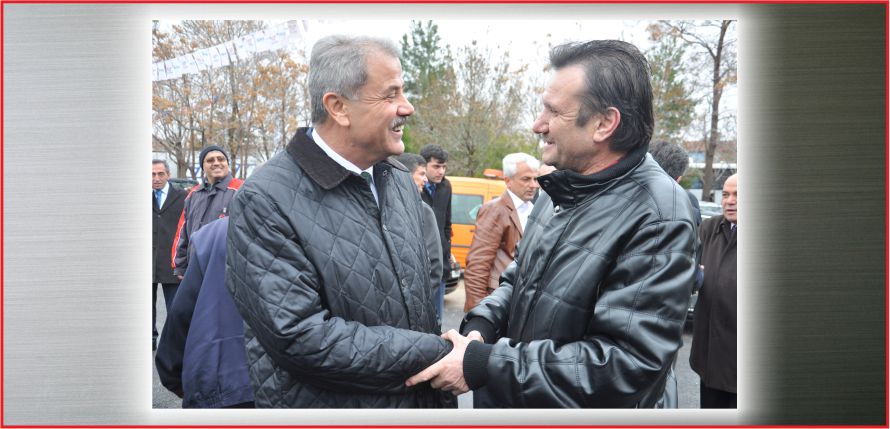 “DEMOKRASİ CELLATLARI”