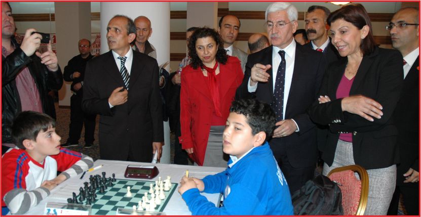 SATRANÇ ŞAMPİYONASI  BAŞLADI
