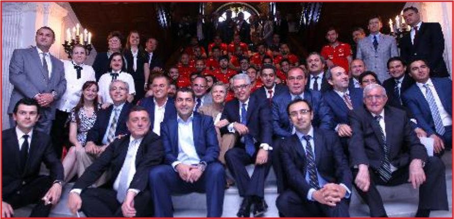 BÜYÜKELÇİ KILIÇ’DAN , A MİLLİLER ONURUNA YEMEK