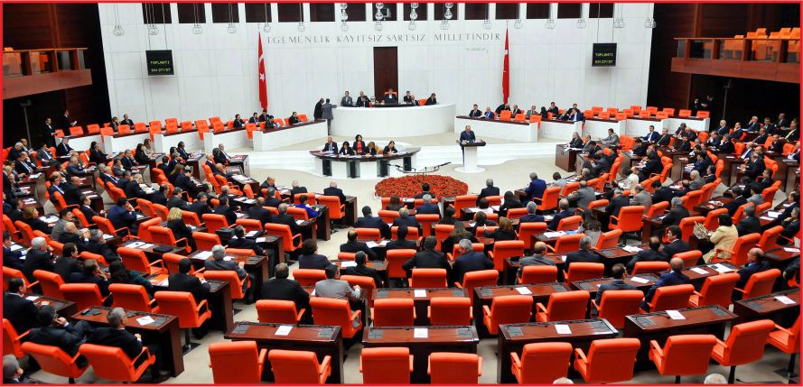 DEVRİM NİTELİĞİNDEKİ 3 YASA YOLDA