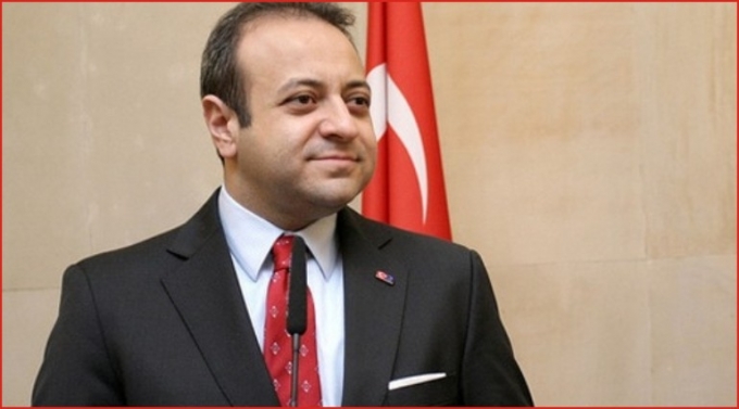 73 KİŞİDEN BAZILARI DIŞARIDAN BAKAN OLABİLİR!