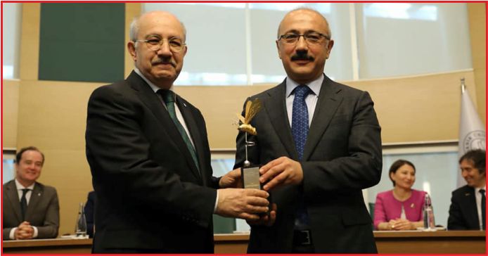 ELVAN’A ‘ALTIN ARI’ ÖDÜLÜ