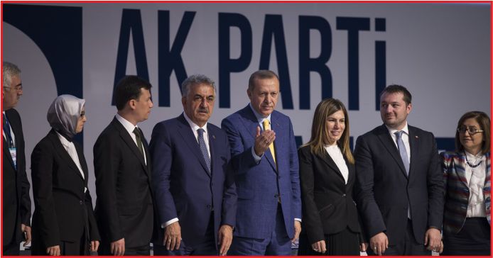 ERDOĞAN, AK PARTİ’Lİ 45 MİLLETVEKİLİYLE BİR ARAYA GELDİ
