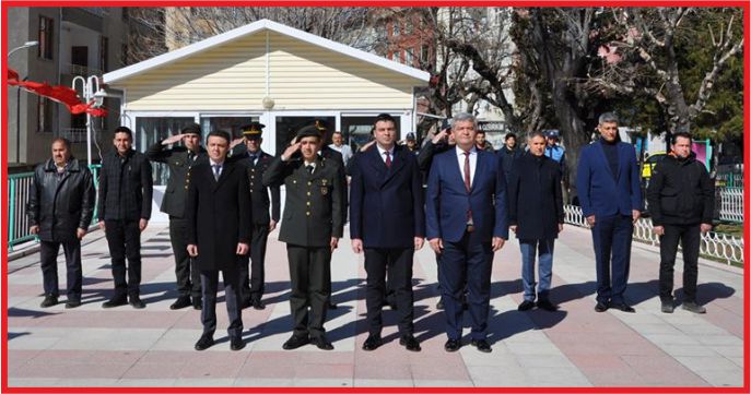 ERMENEK’DE ÇANAKKALE ZAFERİ ÇELENK KOYMA TÖRENİ YAPILDI